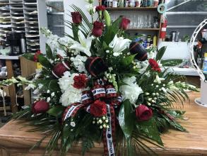 Red and white table arrangement